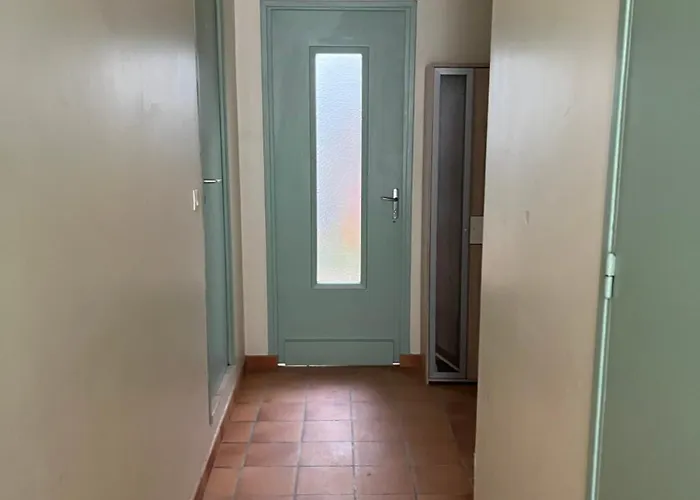 Grand Sur Cour Privative شقة موريه